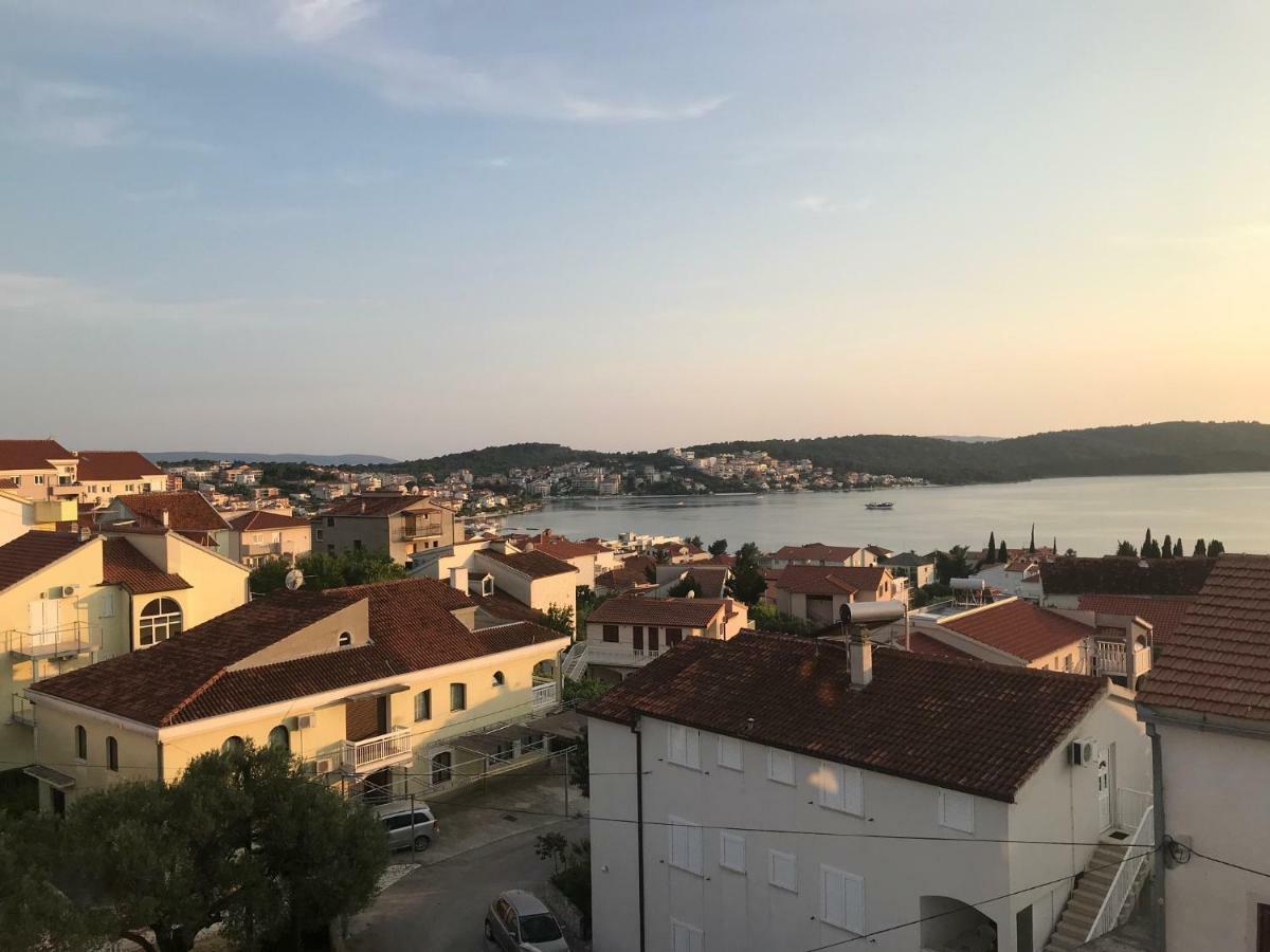 Villa Kartelo Trogir Bagian luar foto